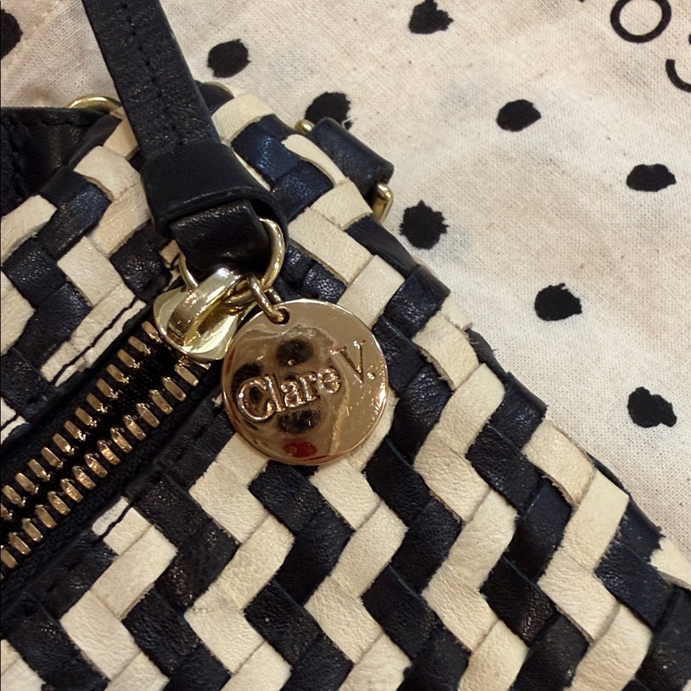 Clare V Black and Cream Grande Fanny Crossbody Bag - Picture 3 of 10